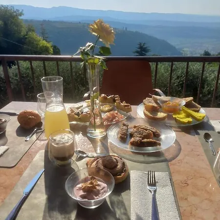 فندق مبيت وإفطار La Terrazza In Collina 4*