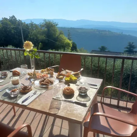 La Terrazza In Collina לינה וארוחת בוקר 4*