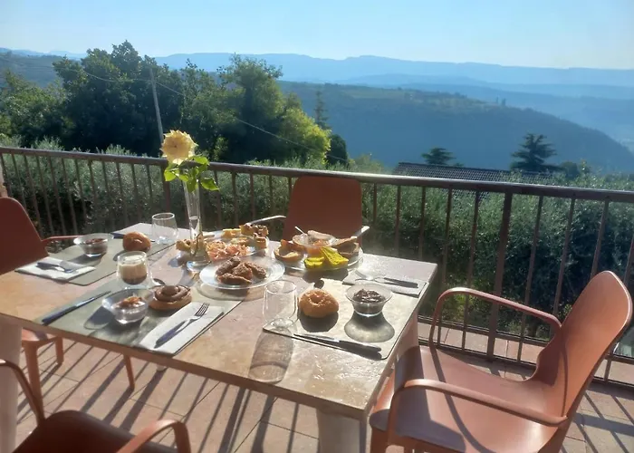 La Terrazza In Collina Couette-café 4*