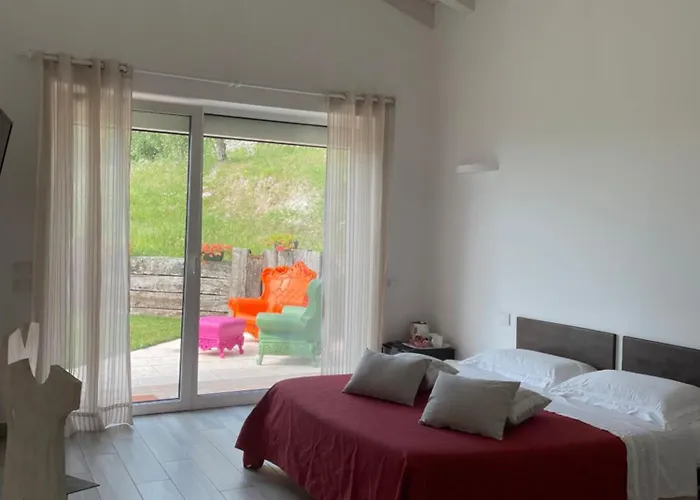 La Terrazza In Collina Couette-café 4*